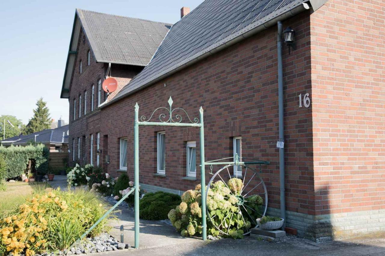 Laendlich Zentrale Ferienwohnung Lippetal Extérieur photo